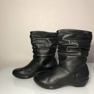Dansko Women’s Boots Black Leather Size 39